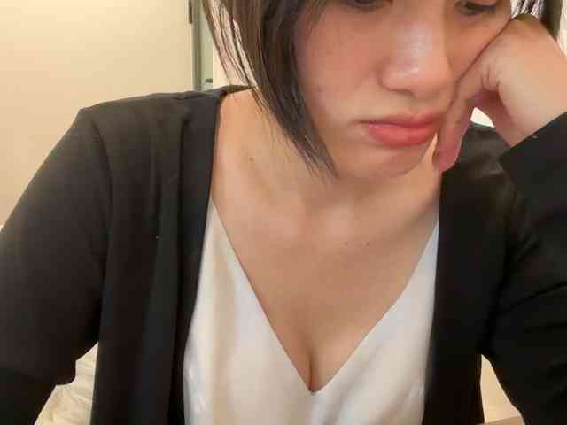 Julia-Zhen webcam