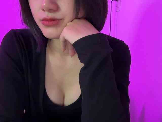 Julia-Zhen webcam
