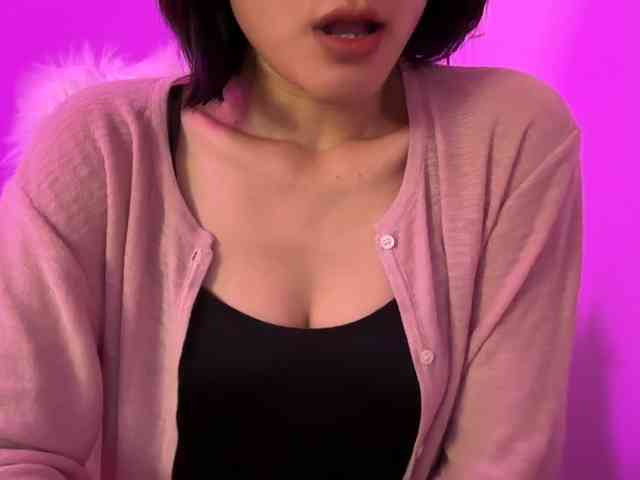 Julia-Zhen webcam