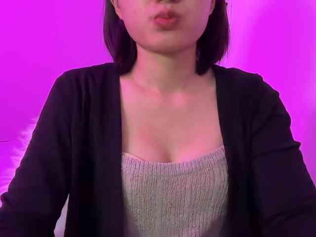 Julia-Zhen webcam