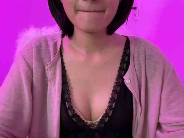 Julia-Zhen webcam