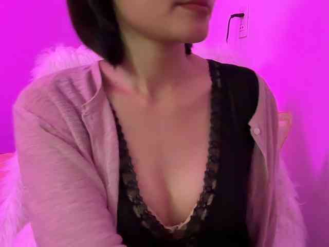 Julia-Zhen webcam