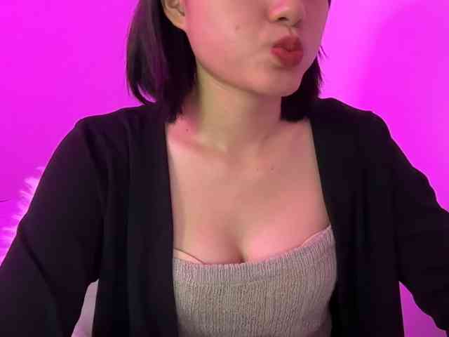 Julia-Zhen webcam