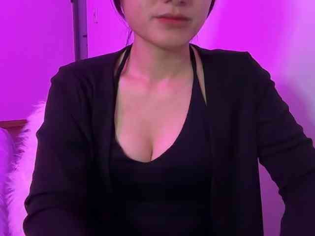 Julia-Zhen webcam