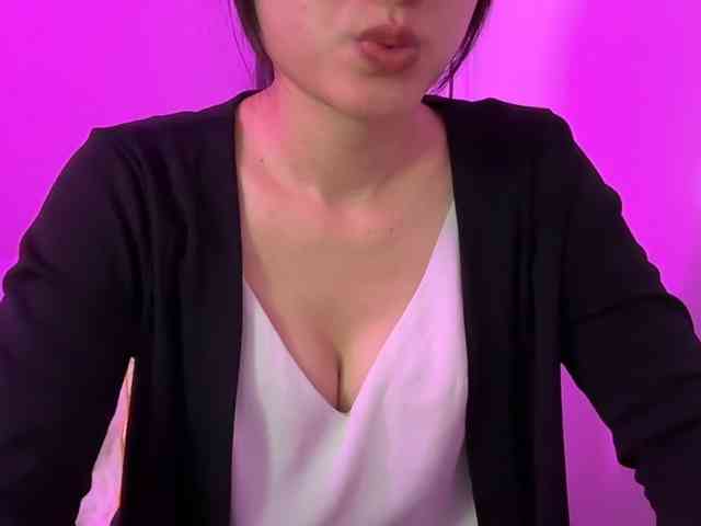 Julia-Zhen webcam