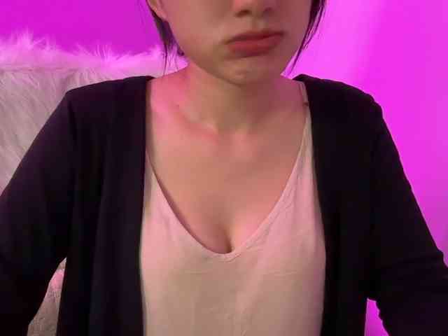Julia-Zhen webcam