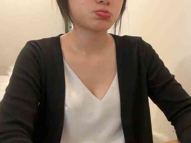 Julia-Zhen webcam