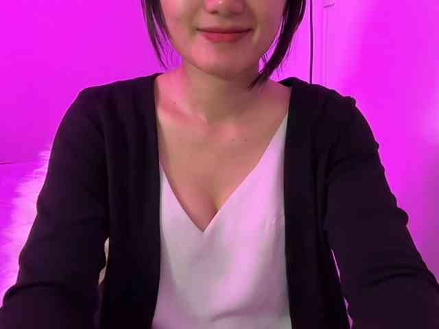 Julia-Zhen webcam