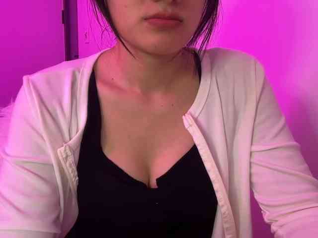 Julia-Zhen webcam