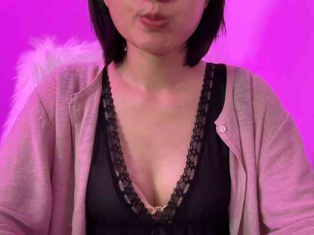 Julia-Zhen webcam