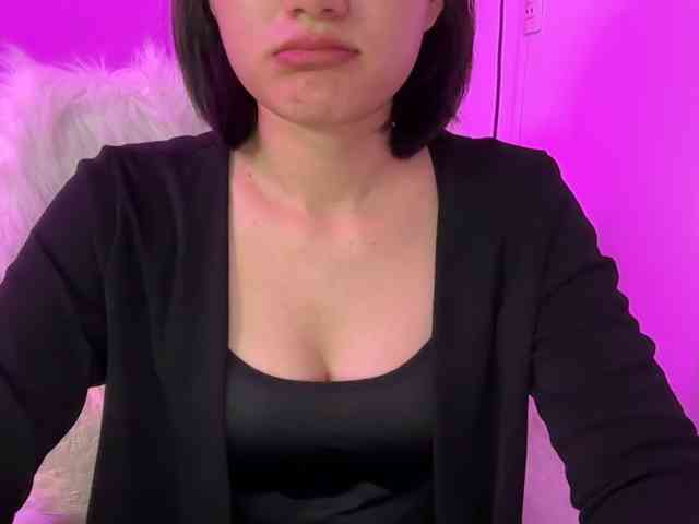 Julia-Zhen webcam