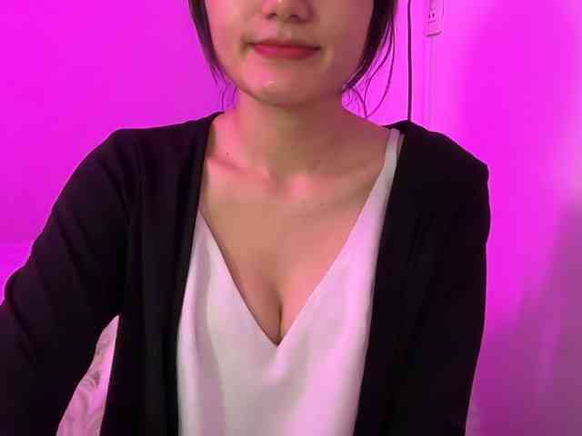 Julia-Zhen webcam