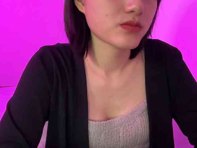 Julia-Zhen webcam