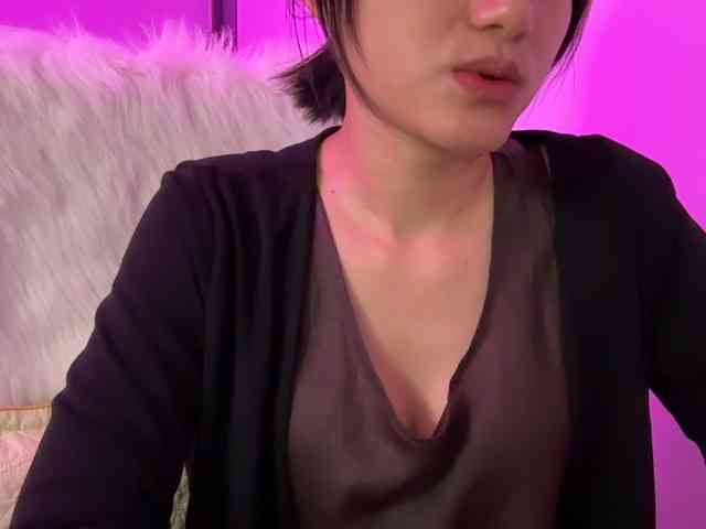 Julia-Zhen webcam