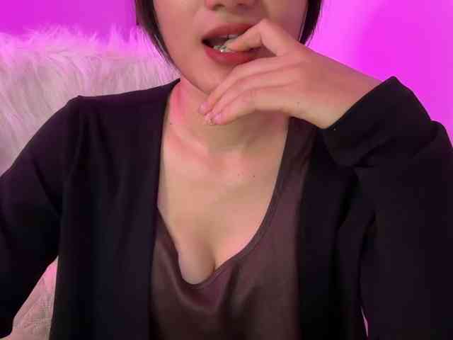 Julia-Zhen webcam