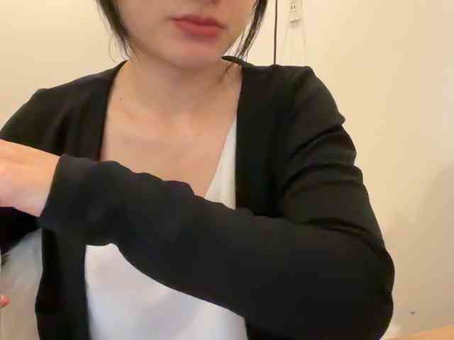 Julia-Zhen webcam