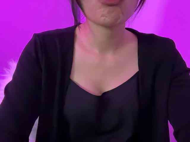 Julia-Zhen webcam
