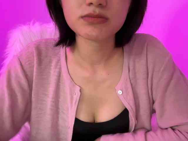Julia-Zhen webcam