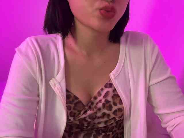 Julia-Zhen webcam