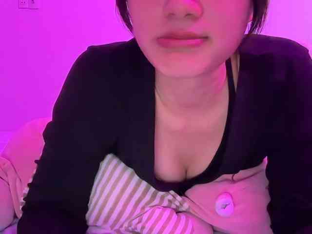 Julia-Zhen webcam