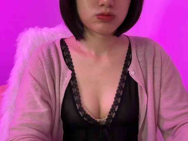 Julia-Zhen webcam