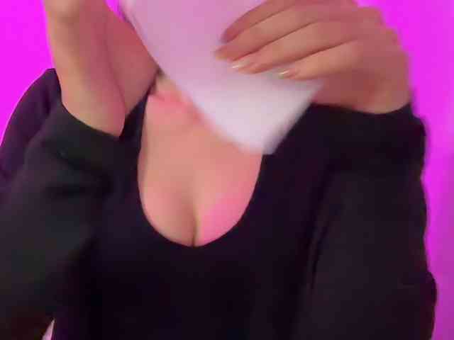 Julia-Zhen webcam