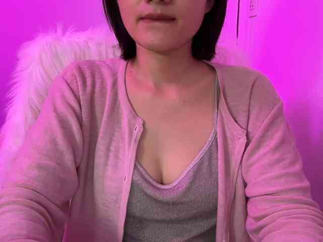 Julia-Zhen webcam