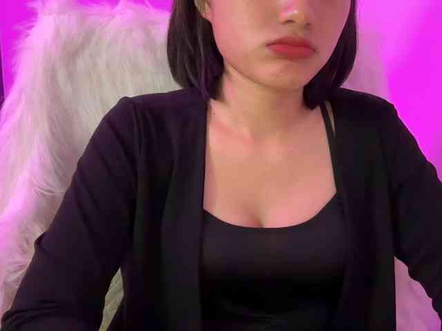 Julia-Zhen webcam