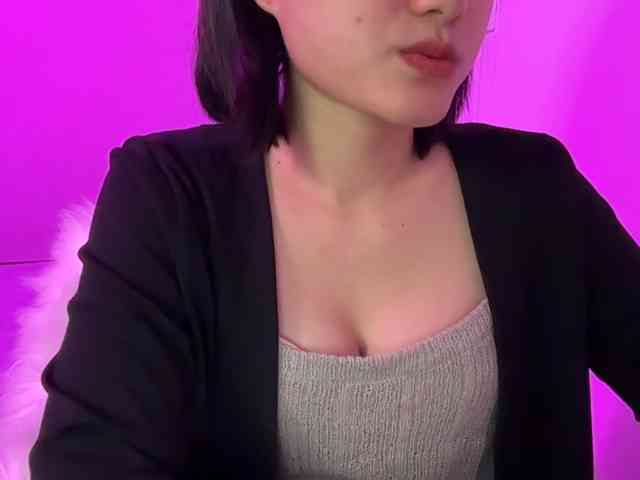 Julia-Zhen webcam