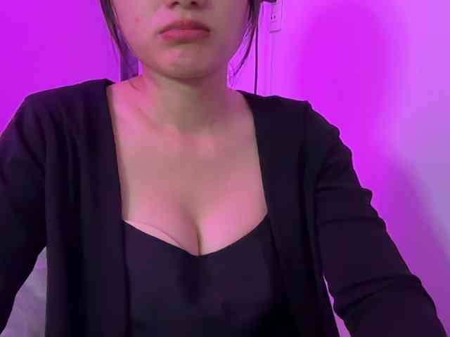Julia-Zhen webcam