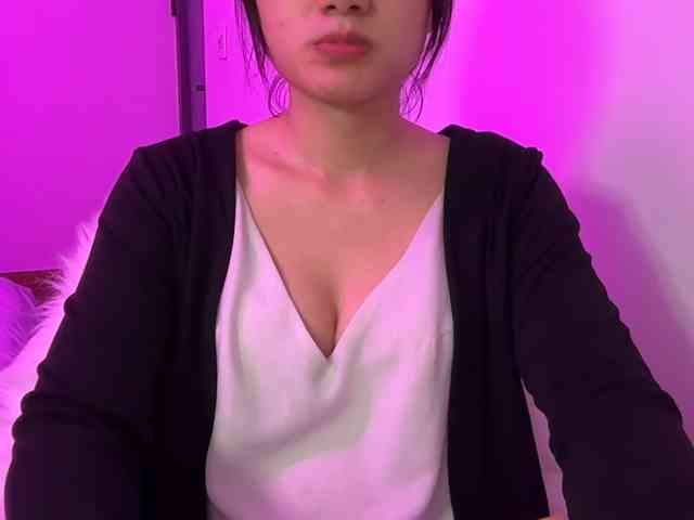 Julia-Zhen webcam