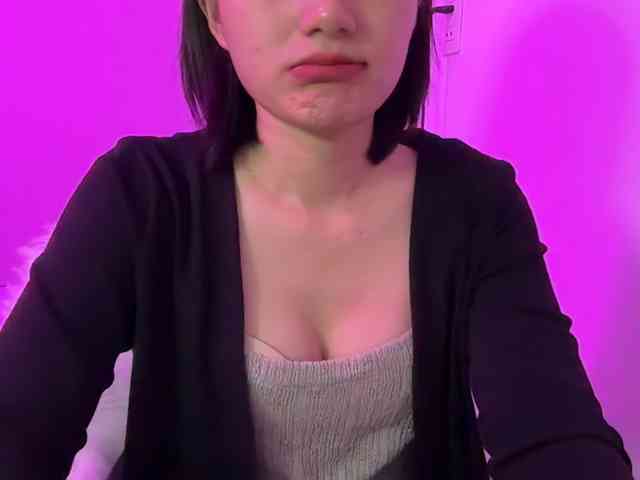 Julia-Zhen webcam