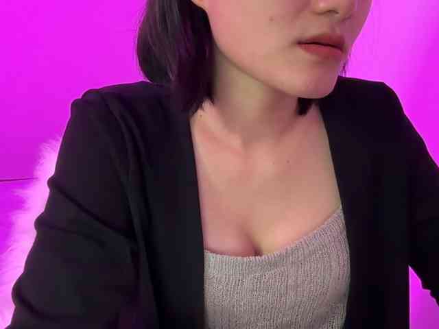 Julia-Zhen webcam