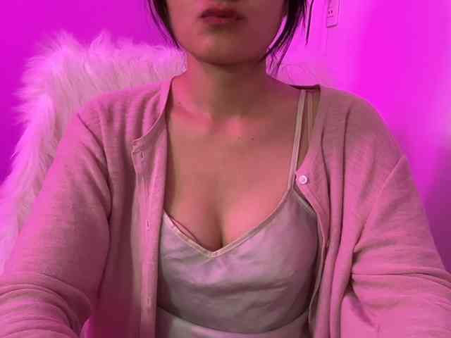Julia-Zhen webcam