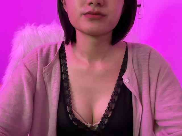 Julia-Zhen webcam