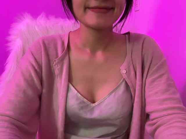 Julia-Zhen webcam