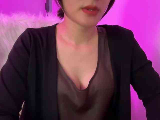 Julia-Zhen webcam