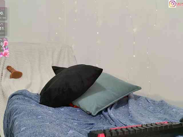 KatyaCherry webcam