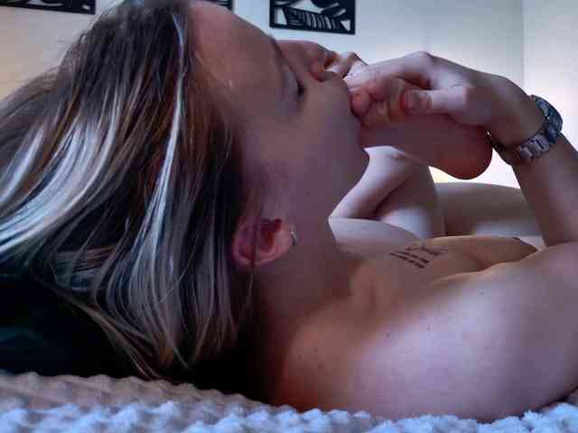 KatyaCherry webcam
