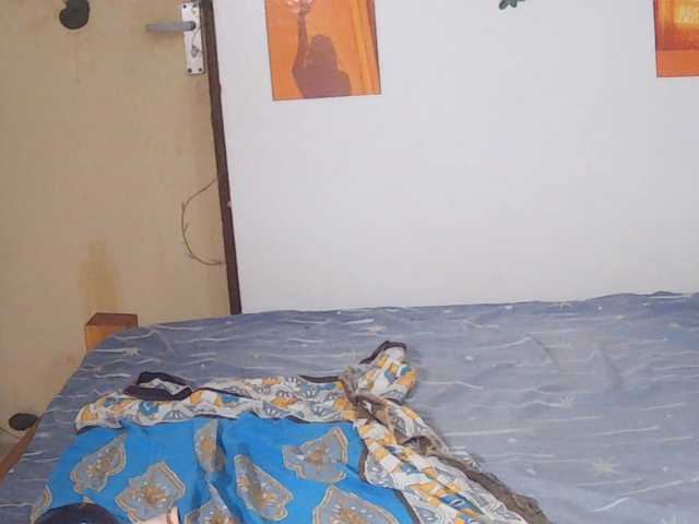 Charish live cam on BongaCams