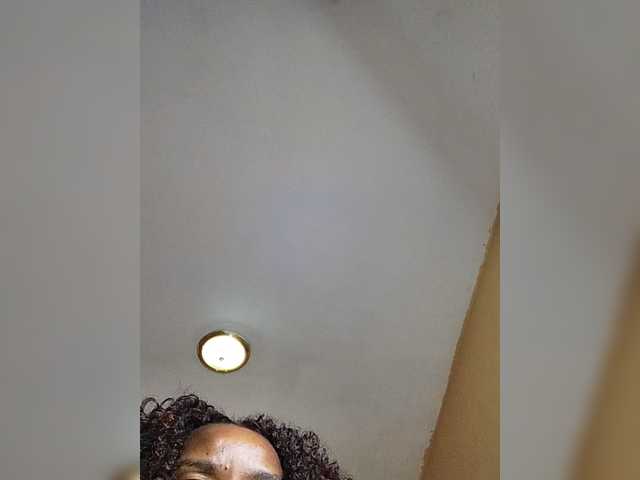 Charish live cam on BongaCams