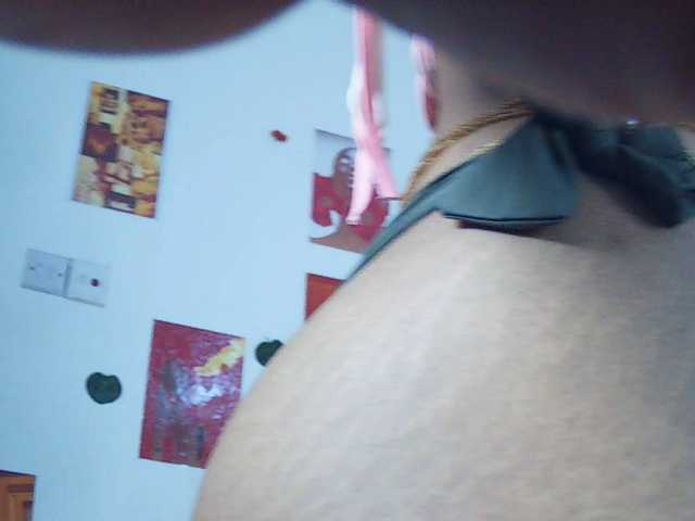 Charish live cam on BongaCams