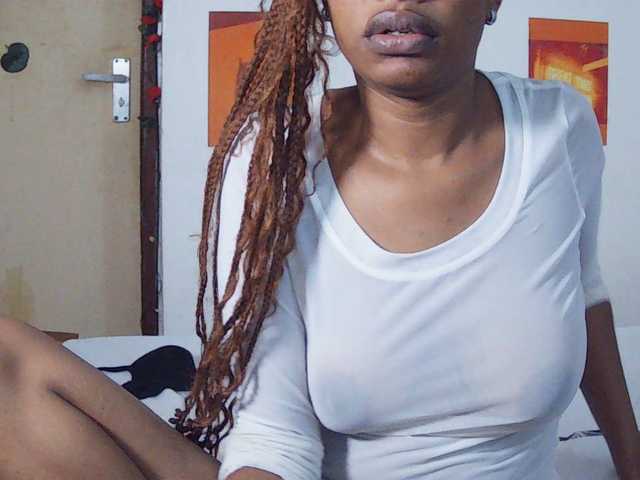 Charish live webcam show