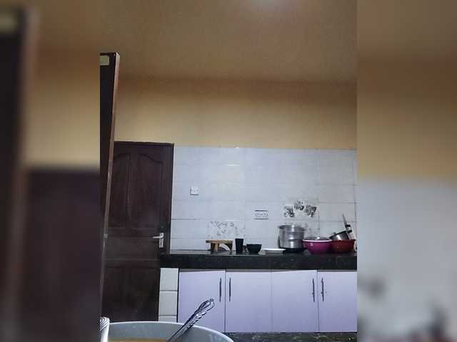 Charish live cam on BongaCams