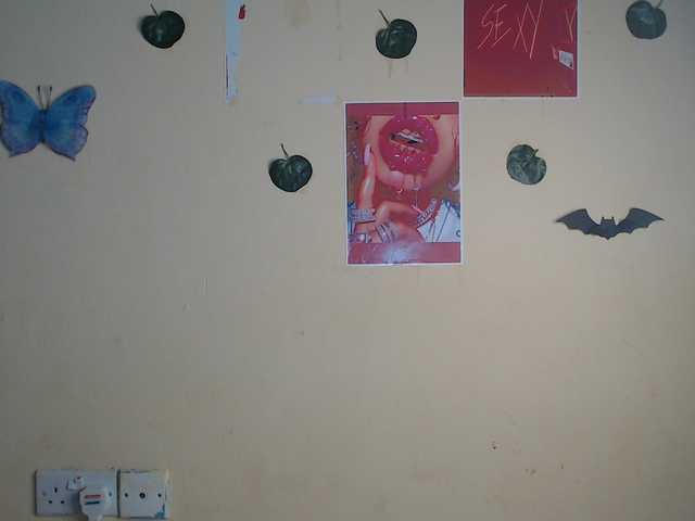Charish live cam on BongaCams