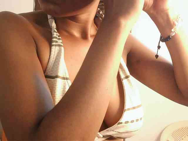 Charish webcam