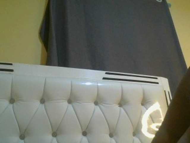 SexyAmelia1 live cam on BongaCams