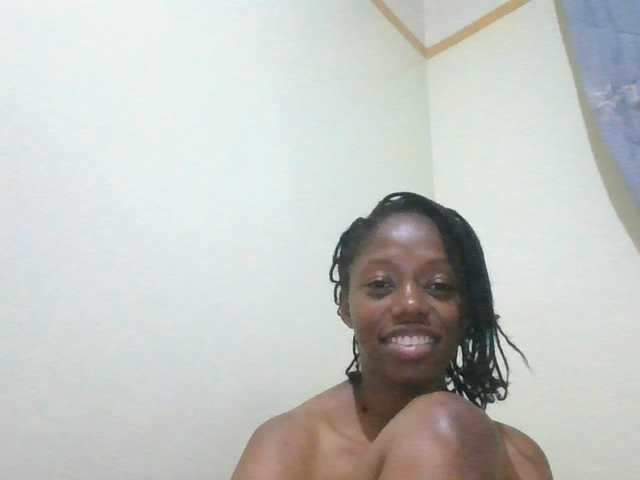 SexyAmelia1 live cam on BongaCams