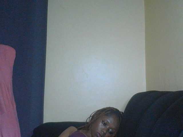 SexyAmelia1 live cam on BongaCams