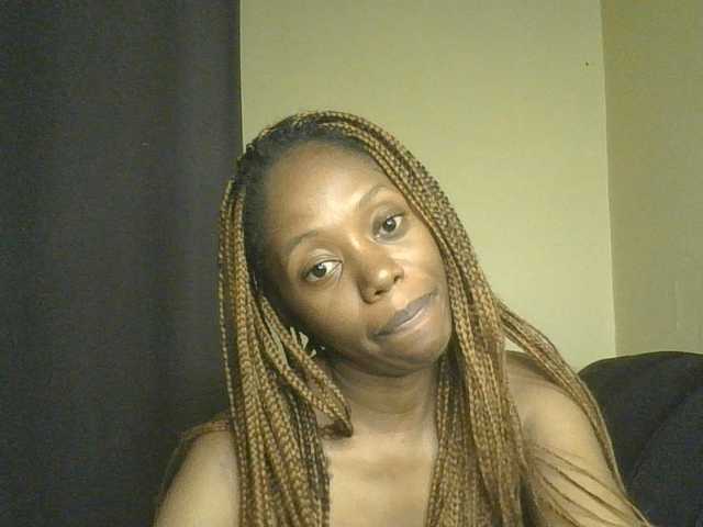 SexyAmelia1 live cam on BongaCams